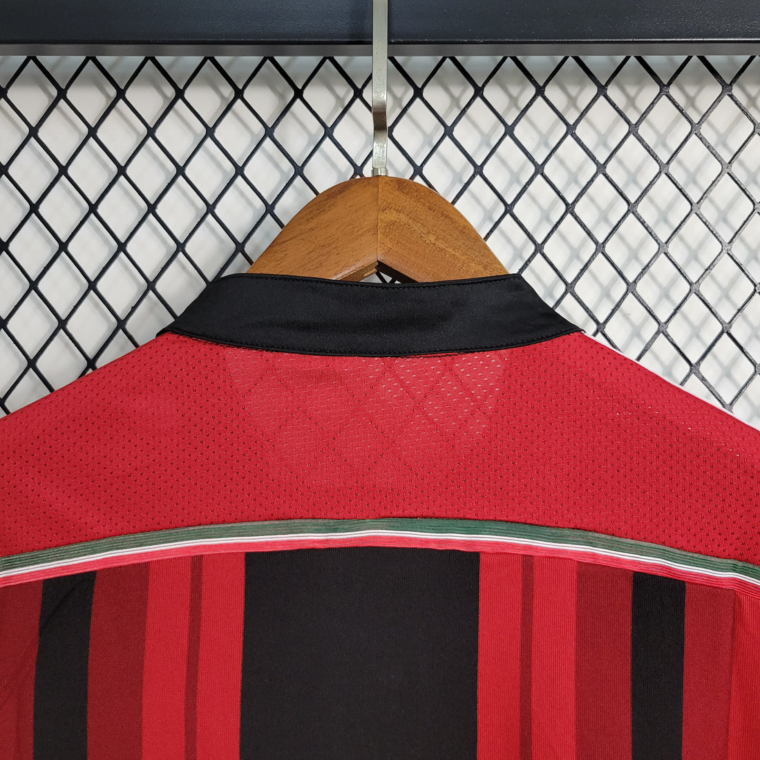 BAJO ENCARGO AC MILAN LOCAL RETRO  2014/15 VERSION FAN