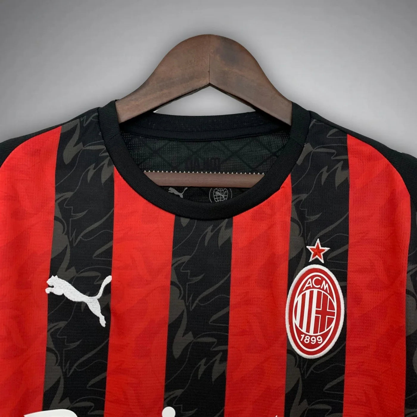 ENTREGA INMEDIATA AC MILAN LOCAL 2025/26 VERSION FAN