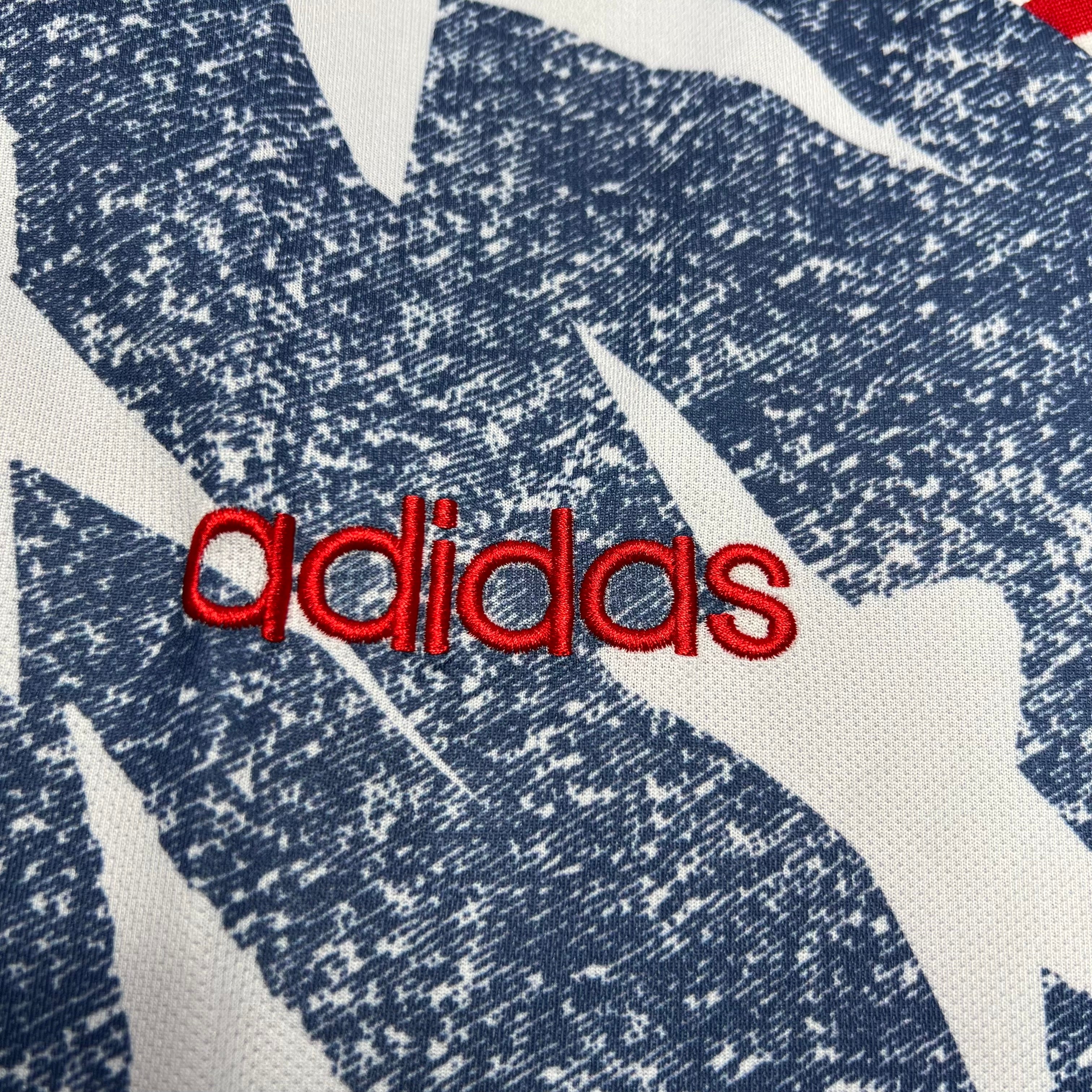 ENTREGA INMEDIATA ESTADOS UNIDOS VISITANTE 1994 VERSION FAN