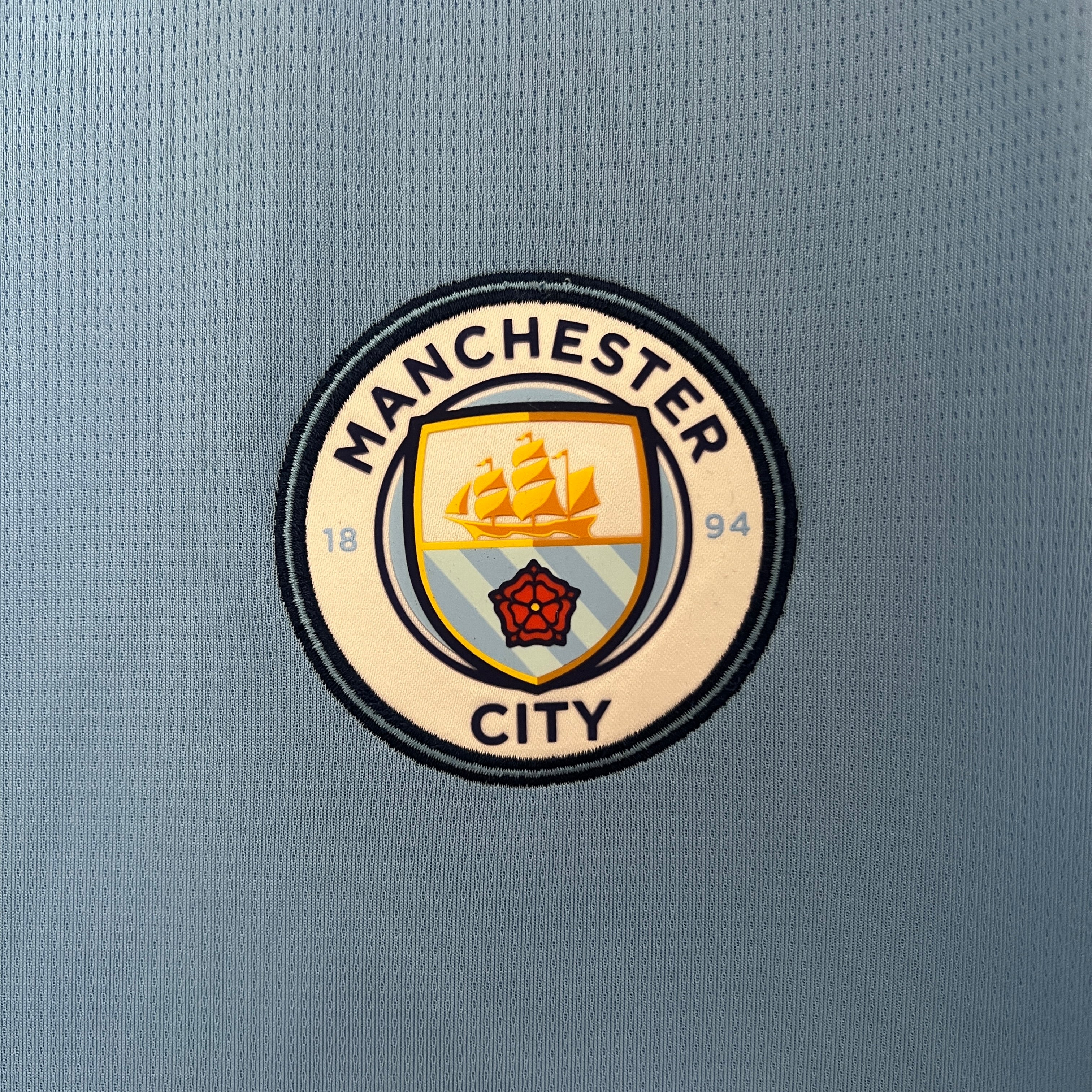ENTREGA INMEDIATA MANCHESTER  CITY LOCAL 2024/25 VERSION FAN