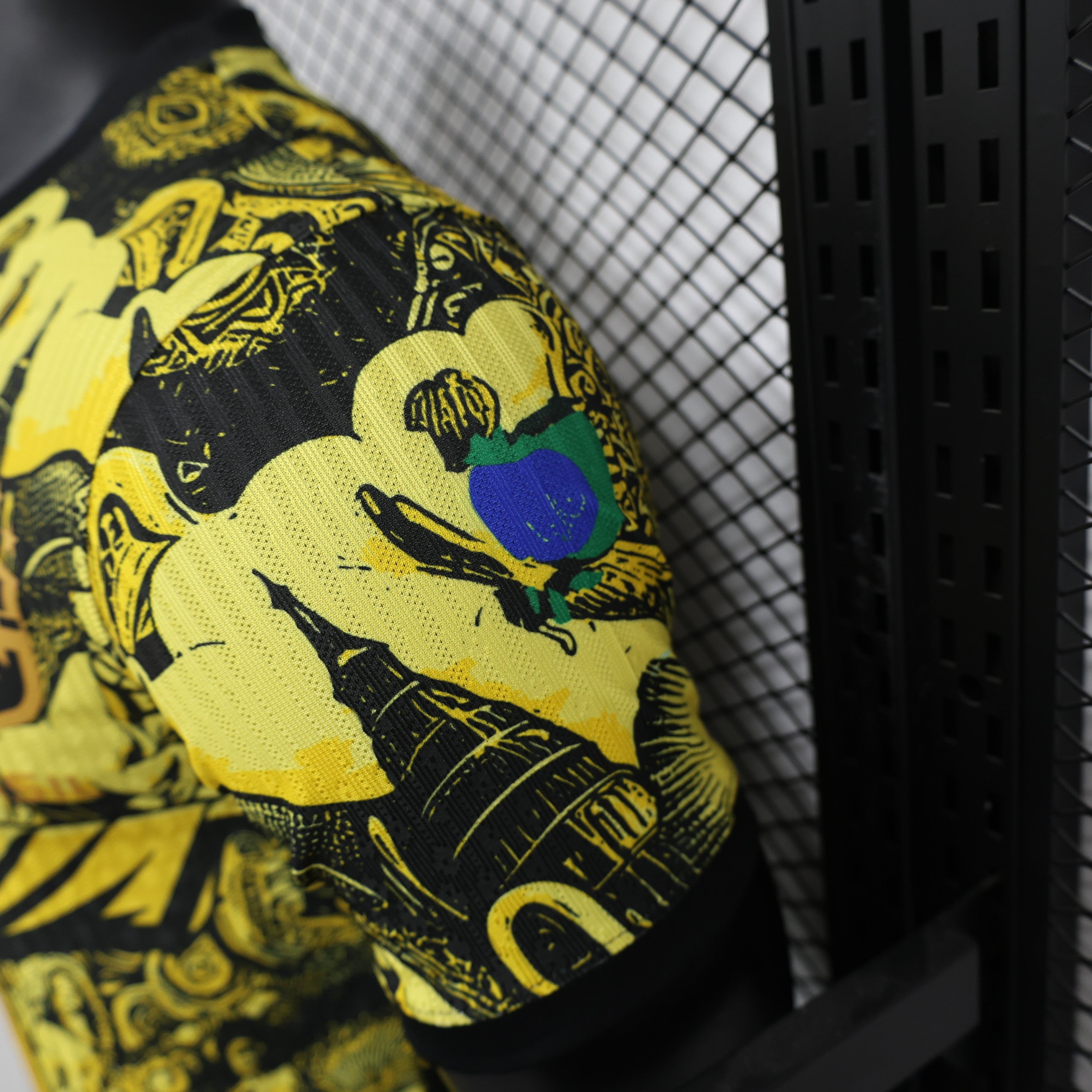 BAJO ENCARGO BRASIL EDICIÓN ESPECIAL "CRISTO REDENTOR AMARILLA" 2024 VERSIÓN JUGADOR