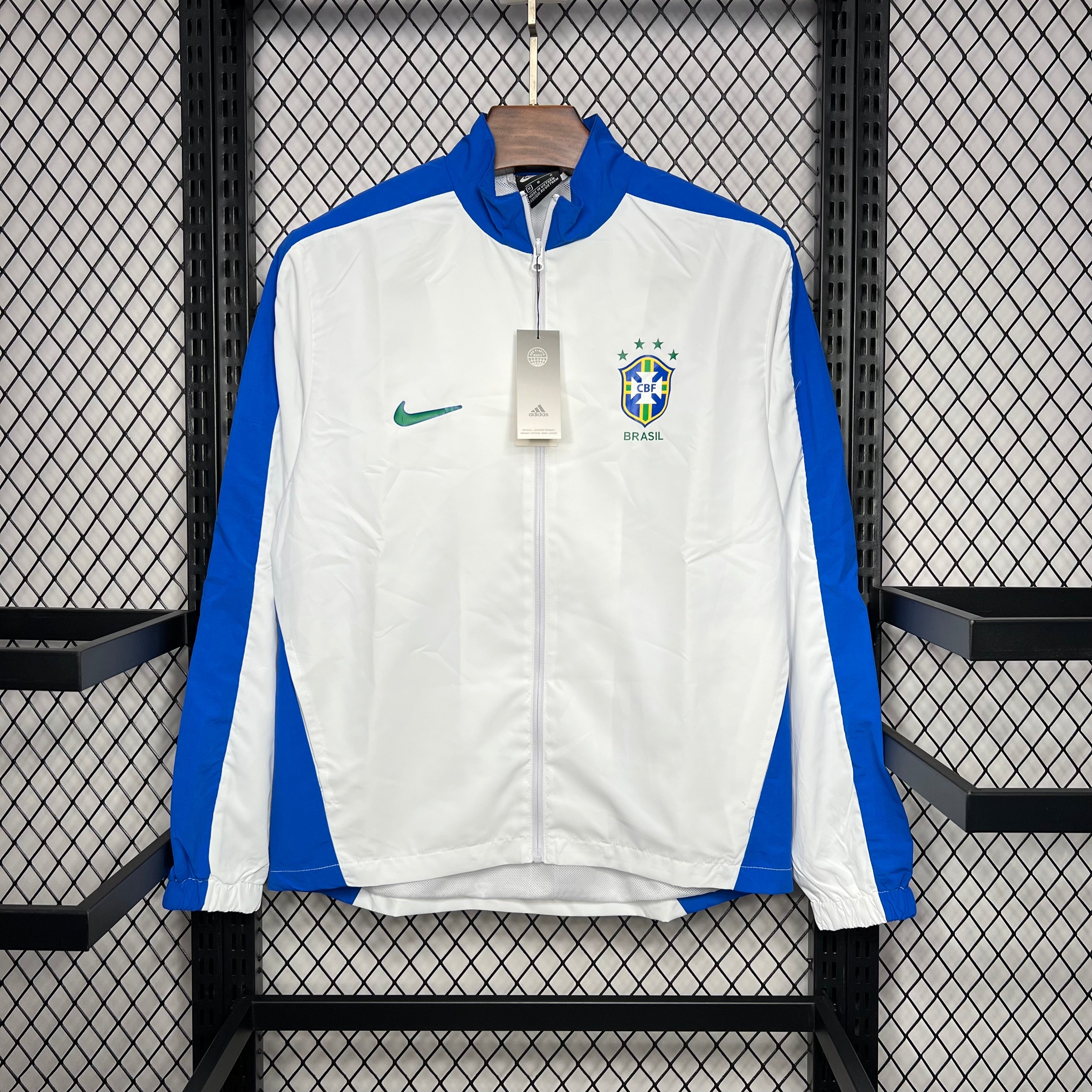 BAJO ENCARGO BRASIL CORTAVIENTOS RETRO 1994 BLANCA