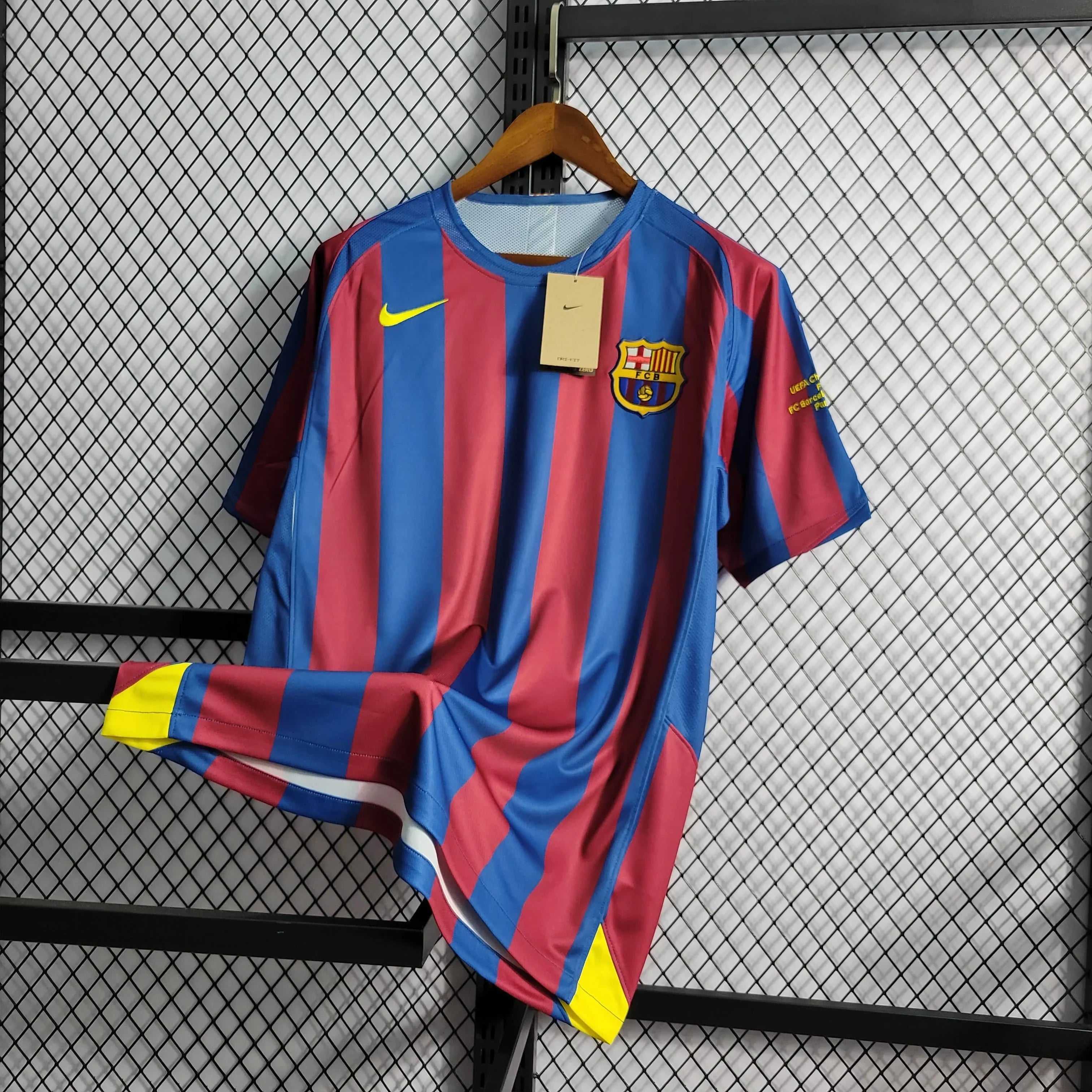 ENTREGA INMEDIATA FC BARCELONA LOCAL 2005 VERSION FAN