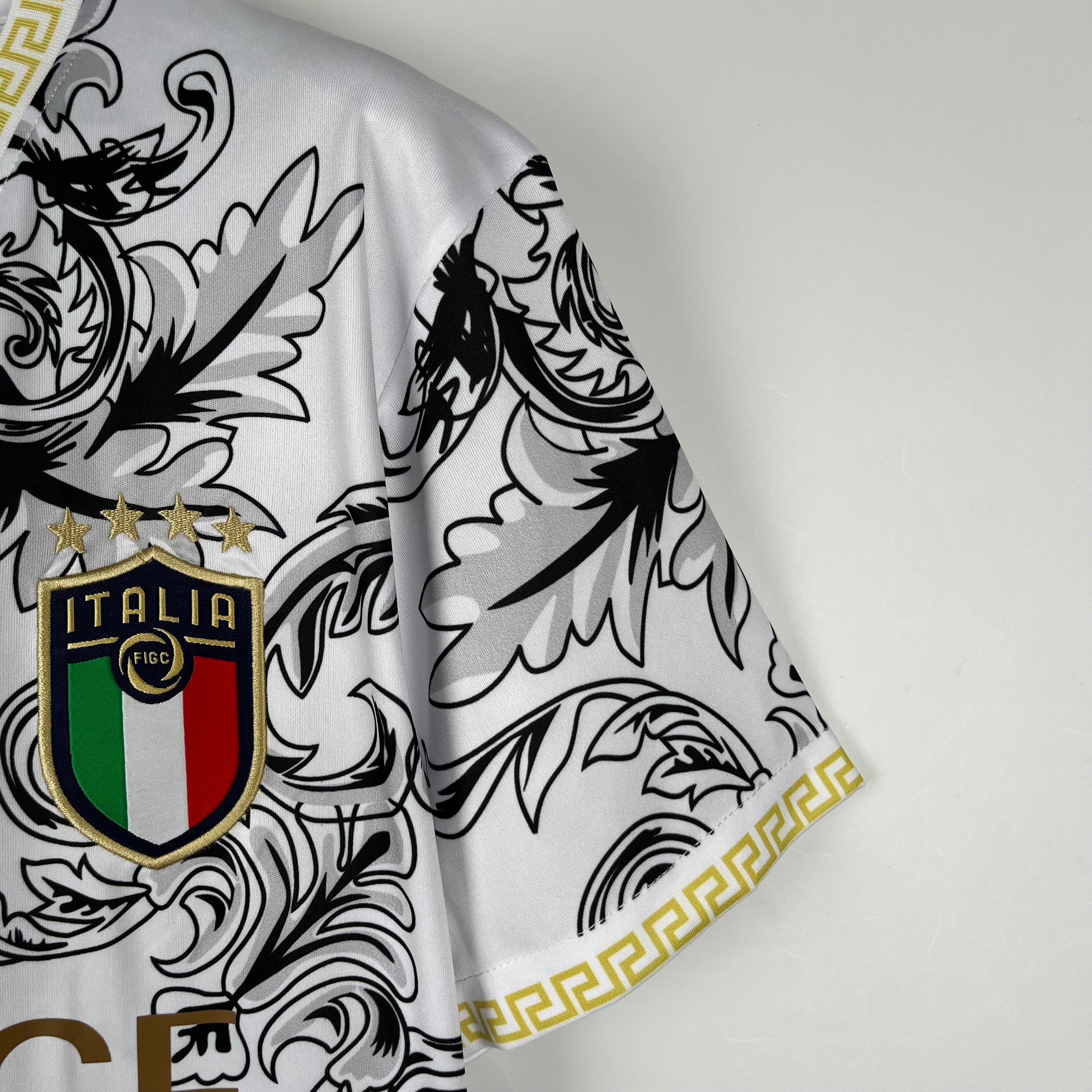 BAJO ENCARGO ITALIA VERSACE WHITE EDITION 2023/24 VERSION FAN