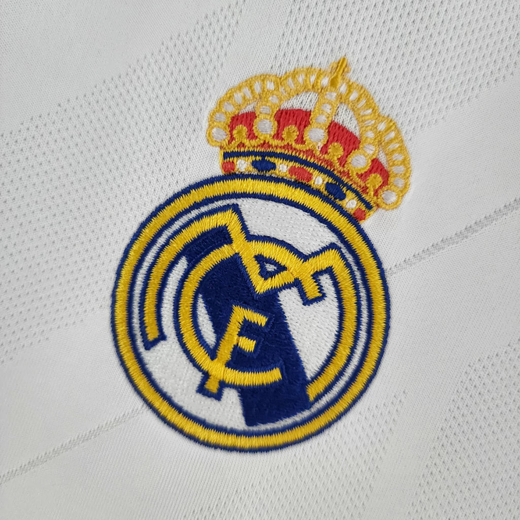 REAL MADRID THIRD LONG SLEEVE RETRO 2017/18 FAN VERSION COMMISSIONED 