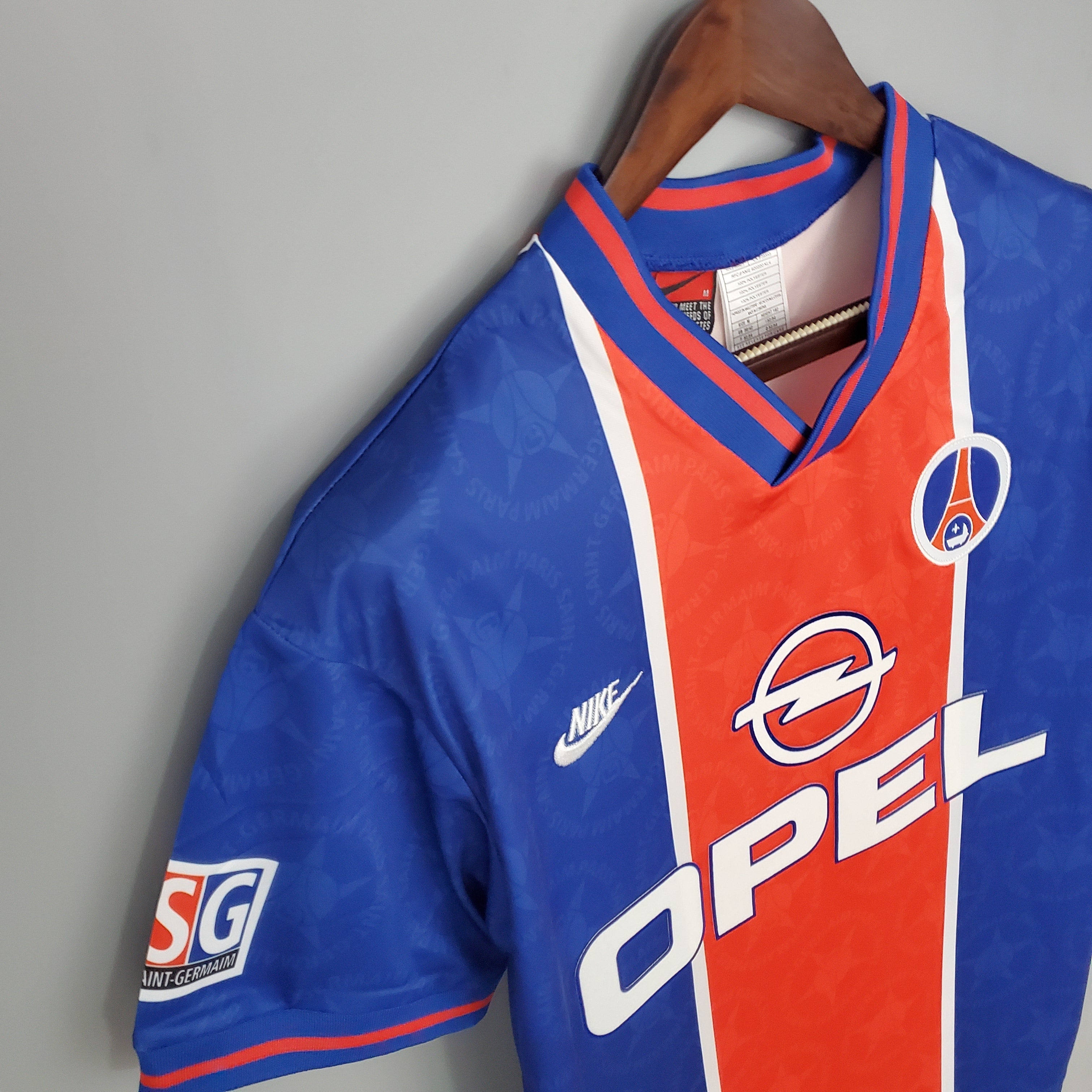 IMMEDIATE DELIVERY PARIS SAINT-GERMAIN HOME 1995-96 RETRO VERSION FAN 