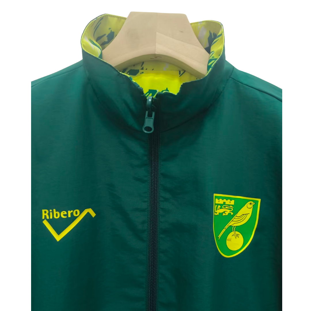 BAJO ENCARGO CHAQUETA NORWICH ROMPEVIENTOS REVERSIBLE