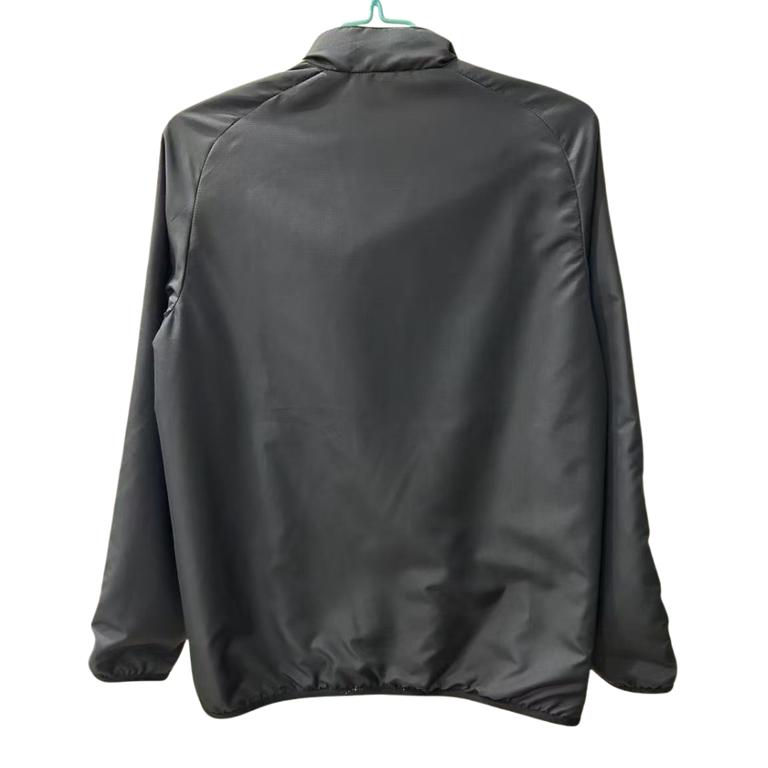 BAJO ENCARGO CHAQUETA JAMAICA ROMPEVIENTOS