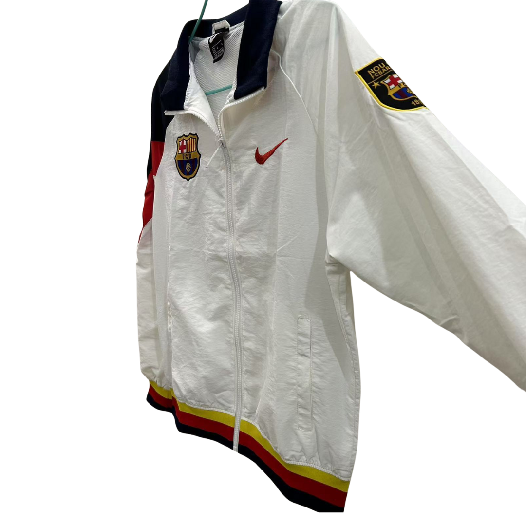 BAJO ENCARGO CHAQUETA BARCELONA ROMPEVIENTOS