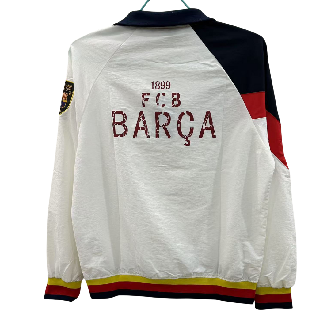 BAJO ENCARGO CHAQUETA BARCELONA ROMPEVIENTOS