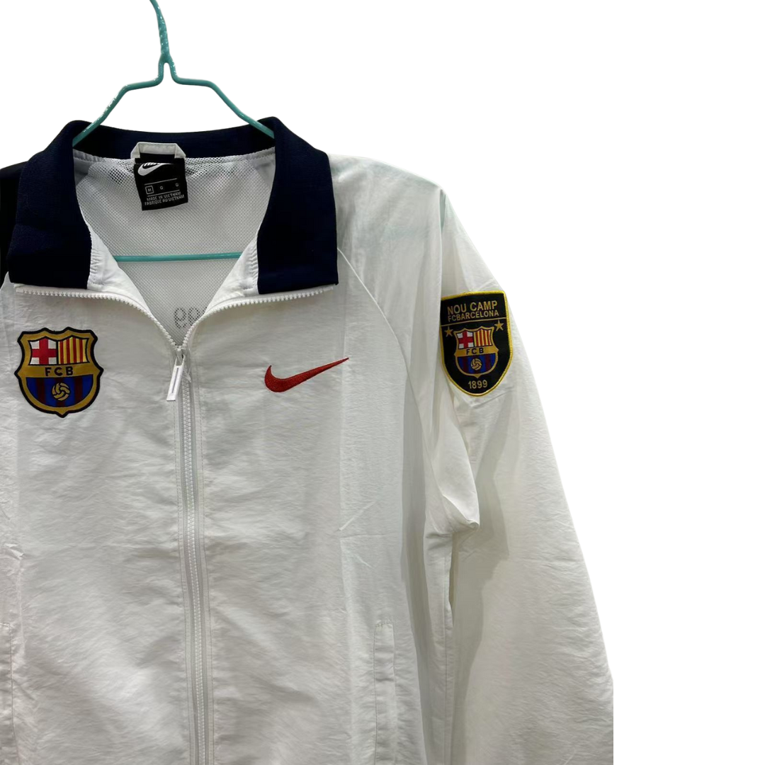 BAJO ENCARGO CHAQUETA BARCELONA ROMPEVIENTOS