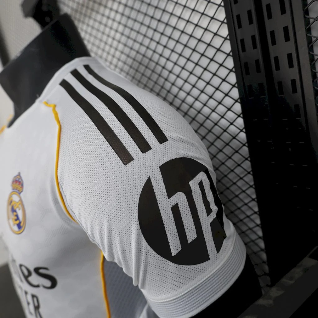 BAJO ENCARGO REAL MADRID LOCAL 2025 VERSION JUGADOR