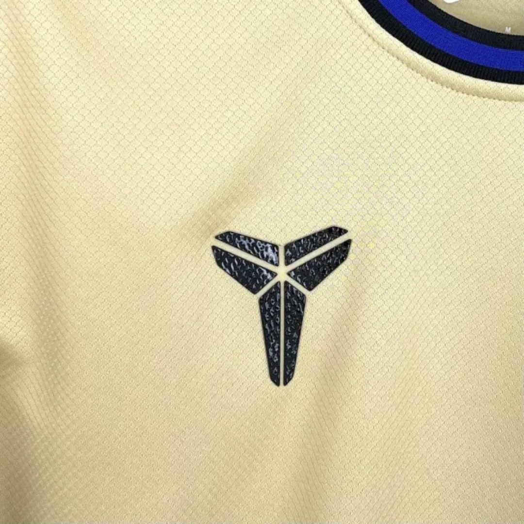 BAJO ENCARGO FC BARCELONA VISITA 2025 VERSION FAN