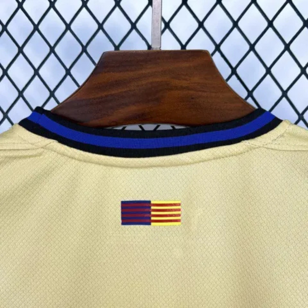 BAJO ENCARGO FC BARCELONA VISITA 2025 VERSION FAN