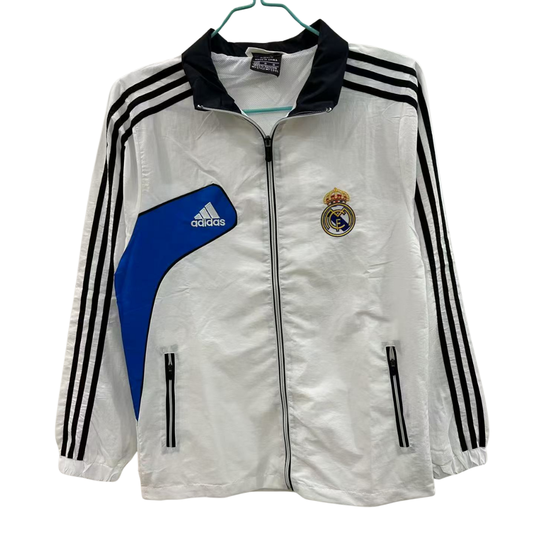 BAJO ENCARGO CHAQUETA REAL MADRID ROMPEVIENTOS