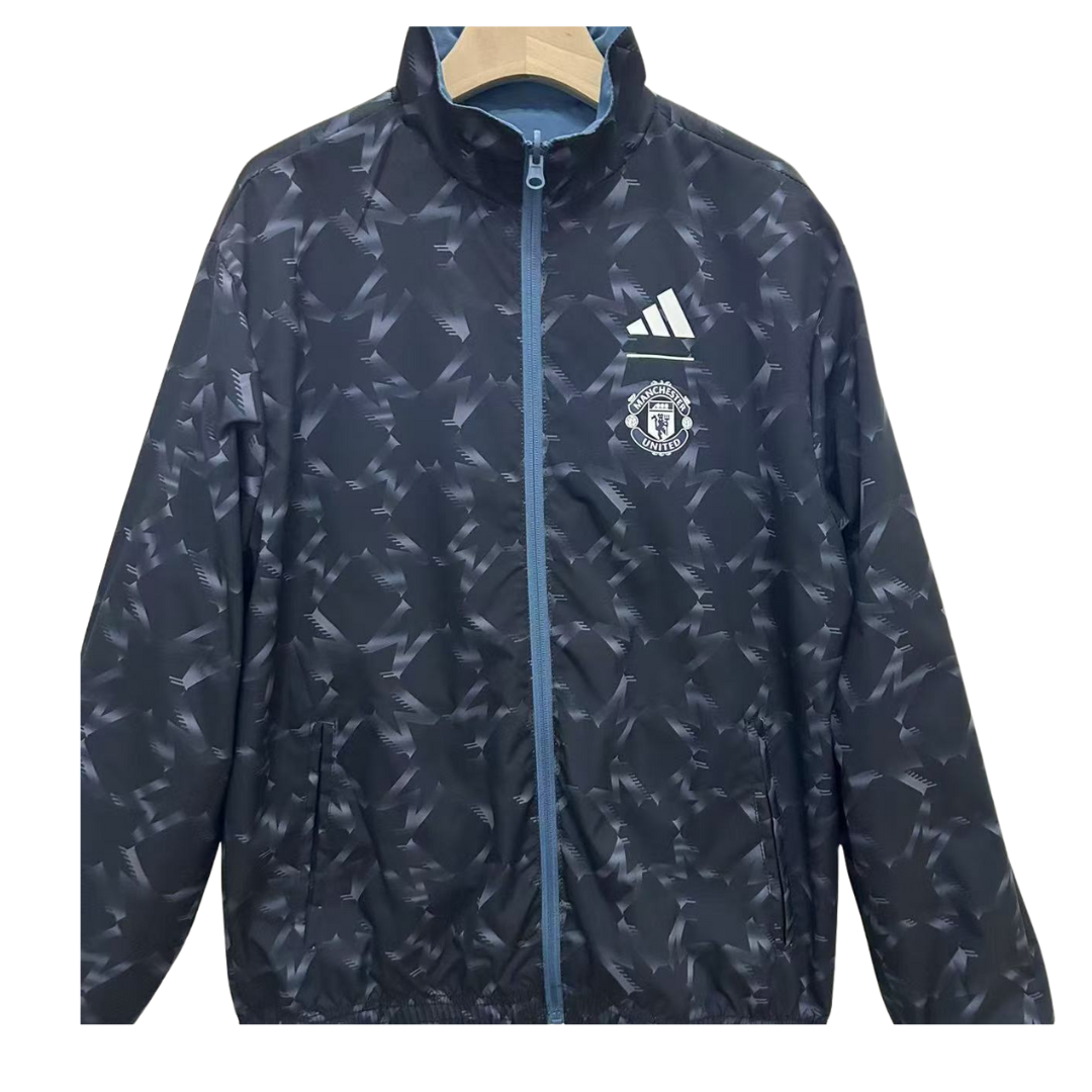 BAJO ENCARGO CHAQUETA MANCHESTER UNITED ROMPEVIENTOS REVERSIBLE