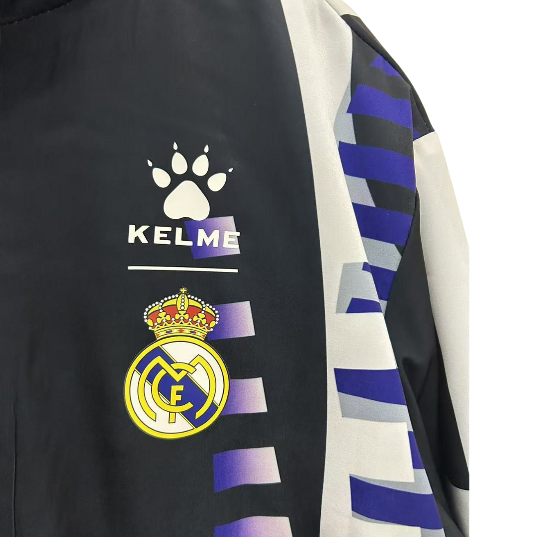 BAJO ENCARGO CHAQUETA REAL MADRID ROMPEVIENTOS REVERSIBLE