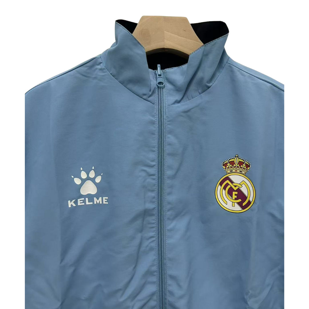 BAJO ENCARGO CHAQUETA REAL MADRID ROMPEVIENTOS REVERSIBLE