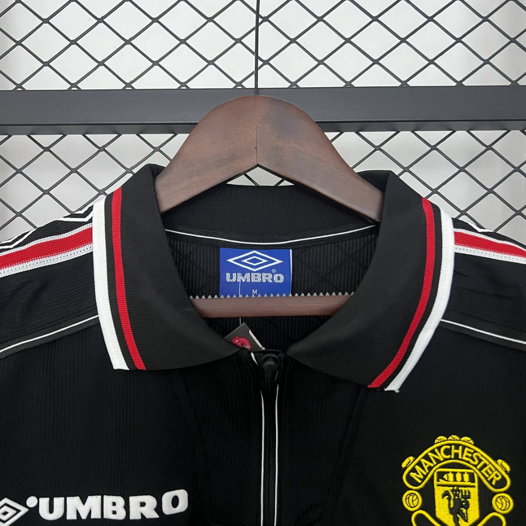 BAJO ENCARGO MANCHESTER UNITED LOCAL BLACK 1998 VERSIÓN FAN