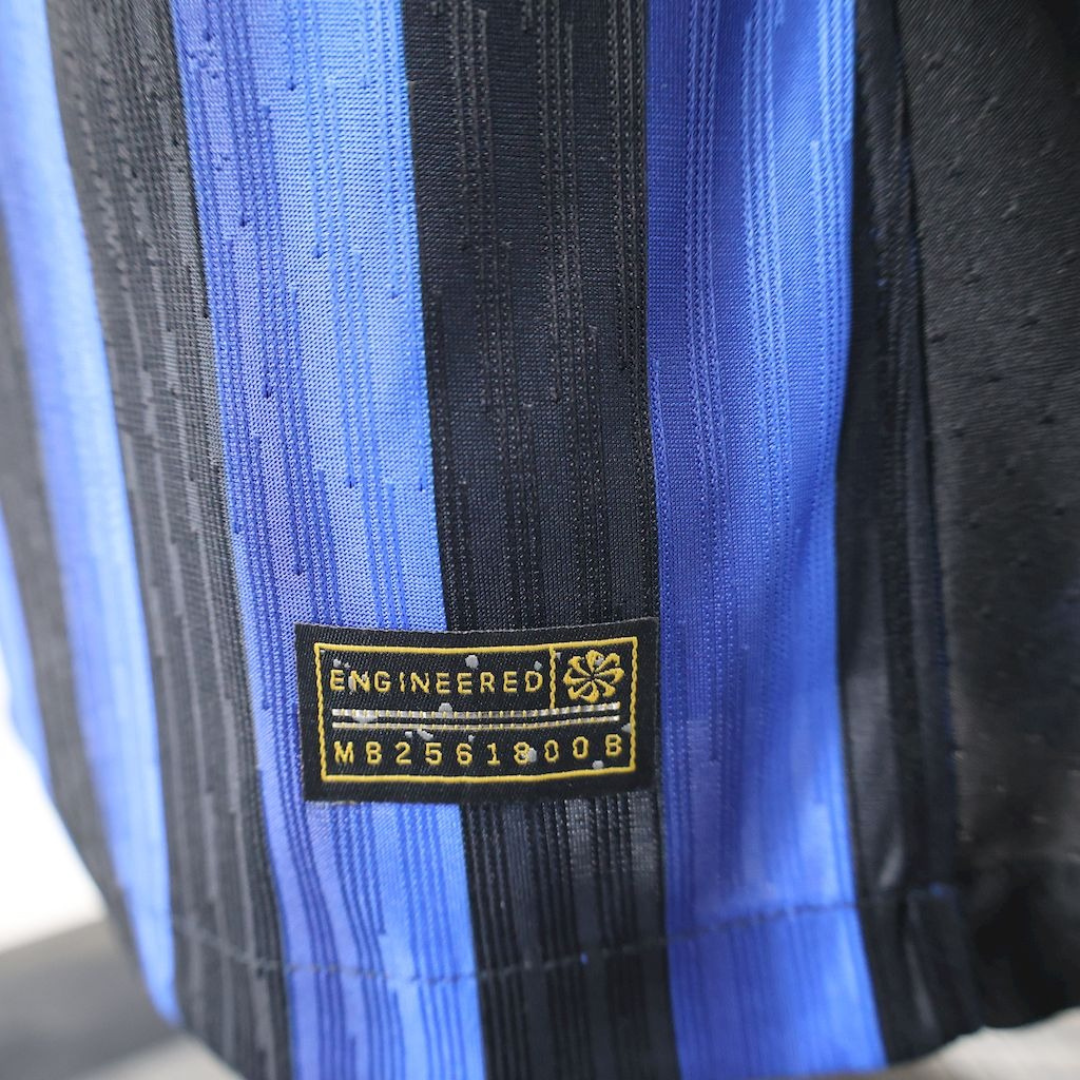 BAJO ENCARGO INTER MILAN LOCAL 2025 VERSION JUGADOR