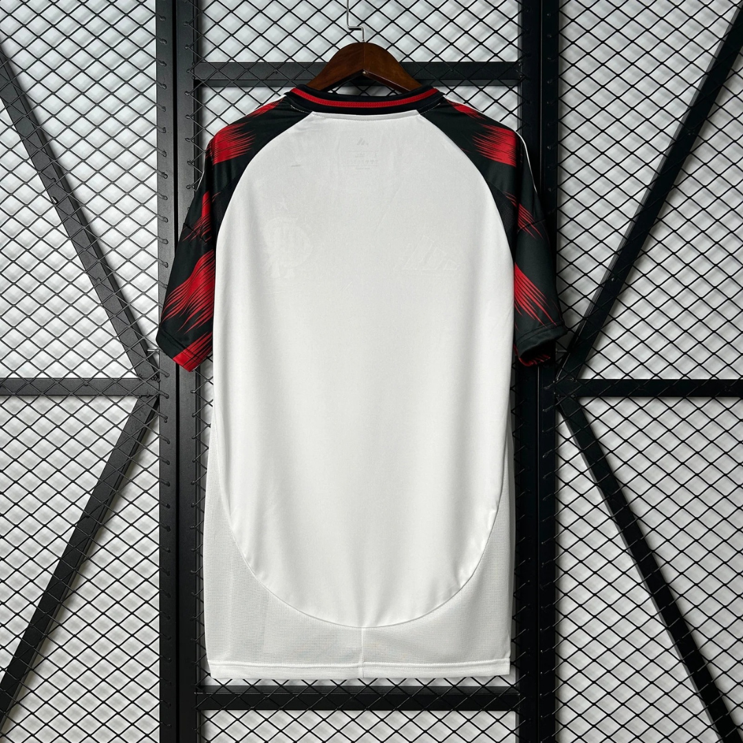 ENTREGA INMEDIATA FLAMENGO VISITA 2025 VERSION FAN