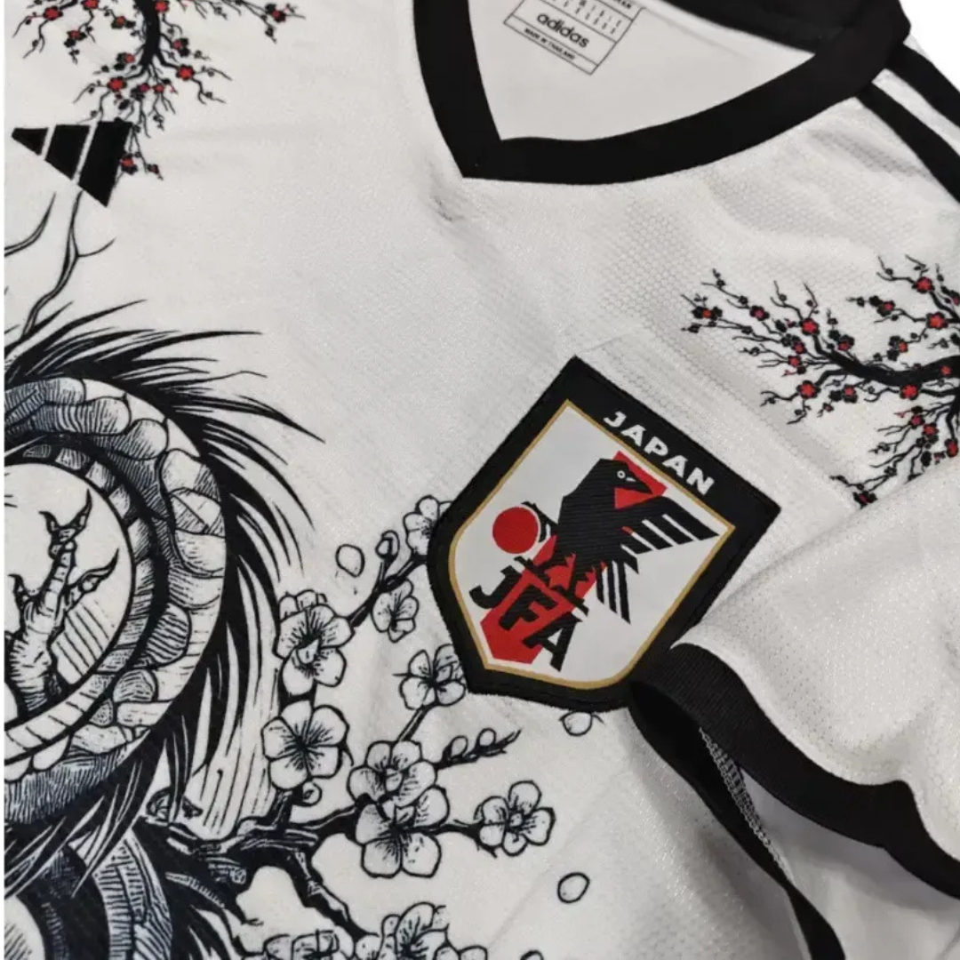ENTREGA INMEDIATA JAPON DRAGO JADE VERSION FAN