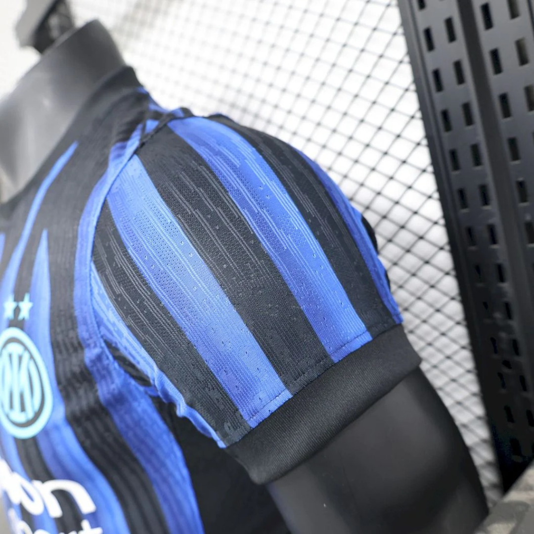 BAJO ENCARGO INTER MILAN LOCAL 2025 VERSION JUGADOR