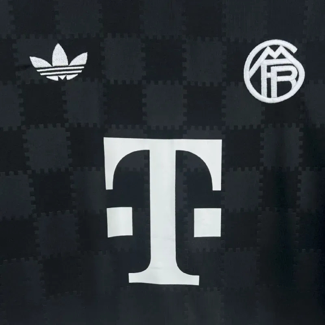 ENTREGA INMEDIATA  BAYERN MUNICH TERCERA 2025 VERSION FAN