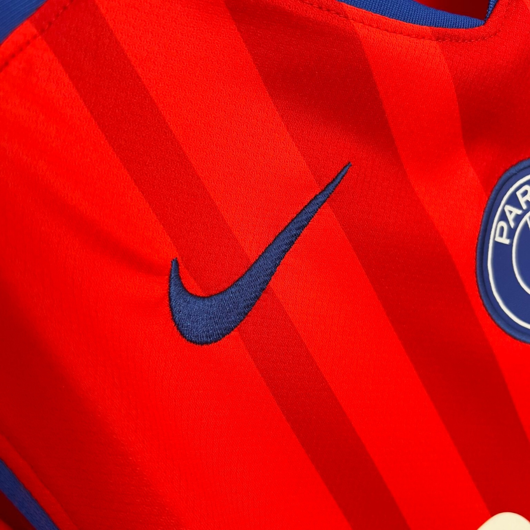 BAJO ENCARGO PARIS SAINT-GERMAIN TERCERA 2025 VERSION FAN