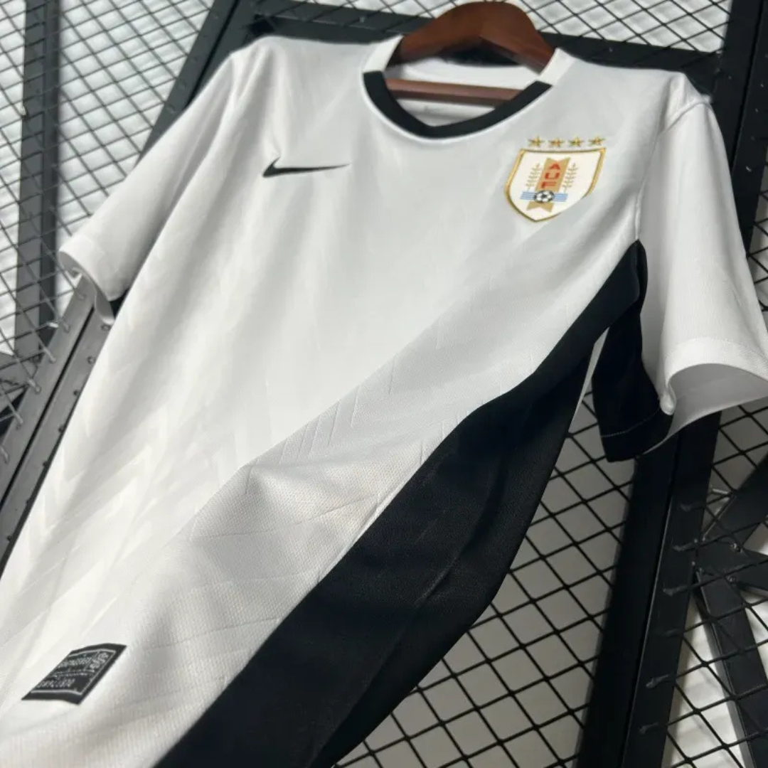 ON REQUEST URUGUAY VISITS 2025 FAN VERSION 