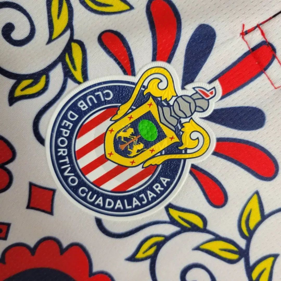 BAJO ENCARGO CHIVAS EDICION DIA DE LOS MUERTOS VERSION FAN