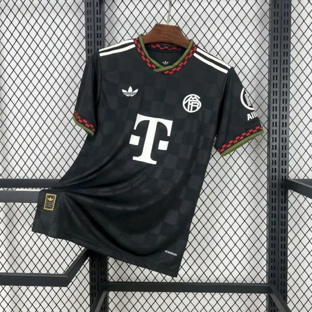 BAJO ENCARGO BAYERN MUNICH TERCERA 2025 VERSION FAN