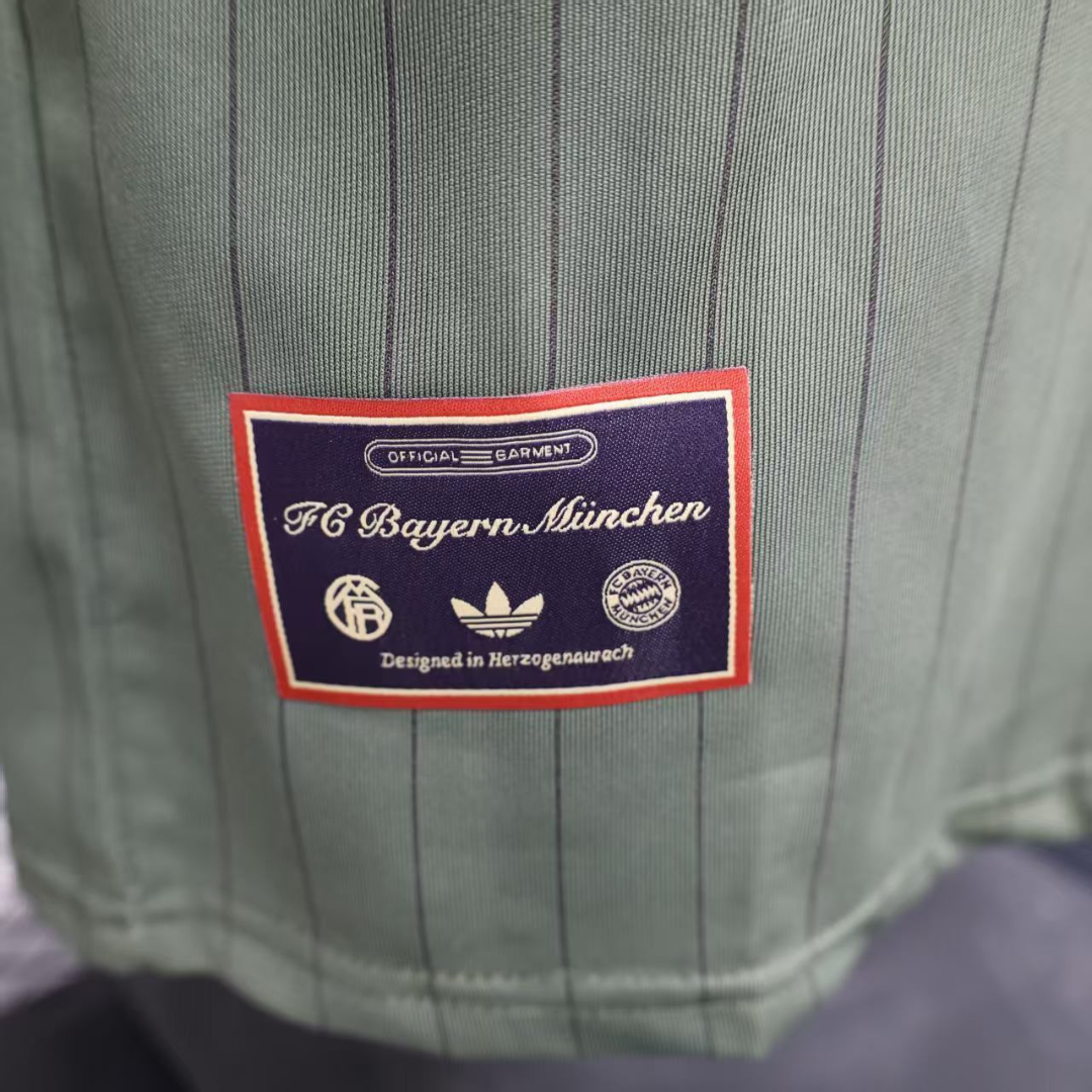 ENTREGA INMEDIATA BAYERN MUNICH TERRACE ICON VERSION FAN