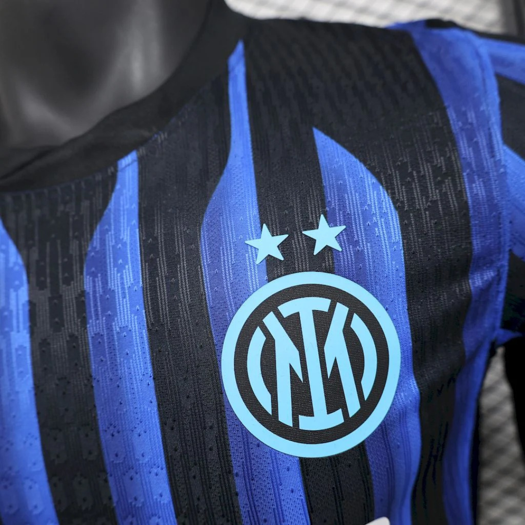 BAJO ENCARGO INTER MILAN LOCAL 2025 VERSION JUGADOR
