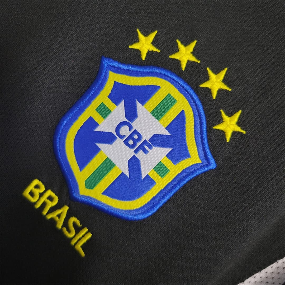 BAJO ENCARGO BRASIL ARQUERO 2002 VERSION FAN
