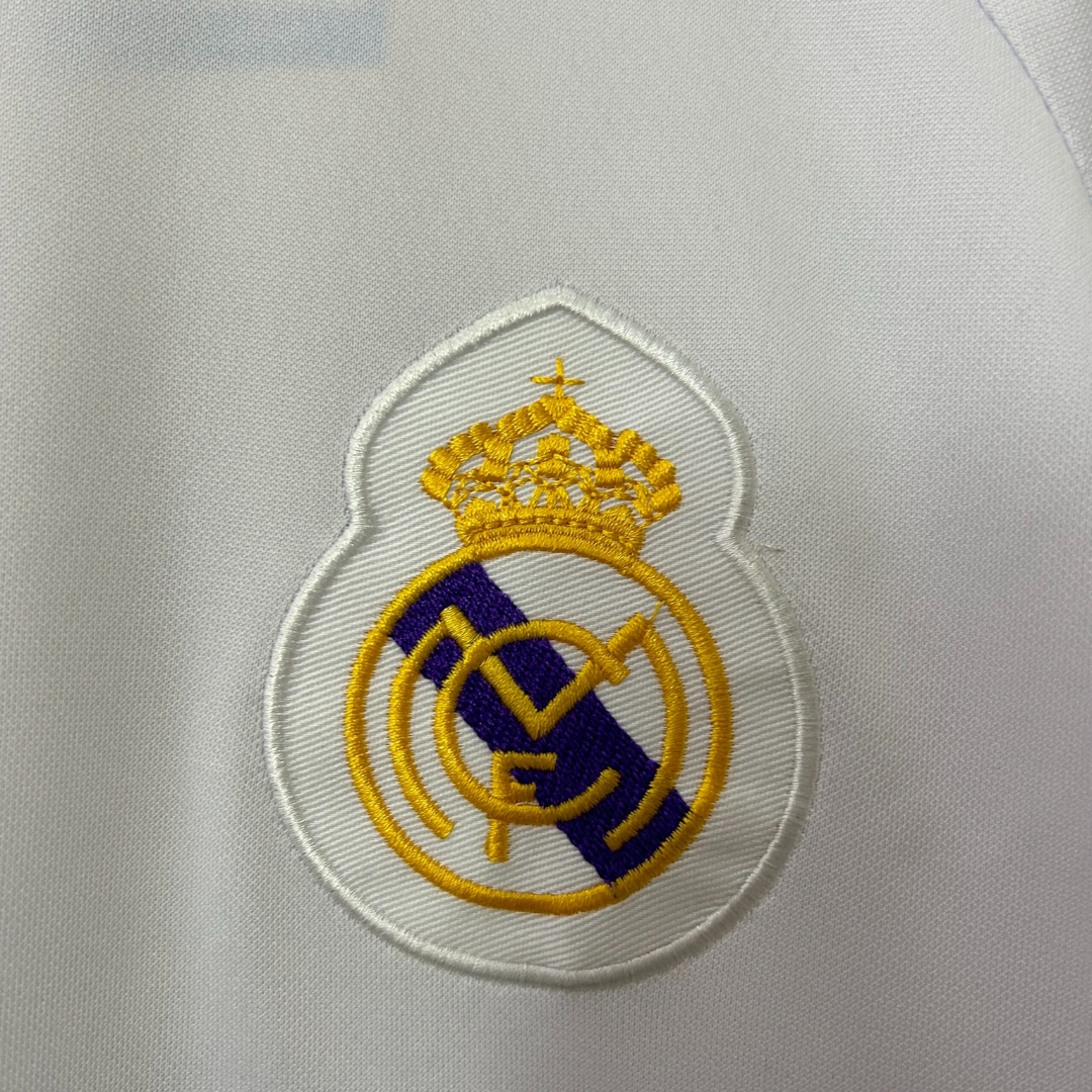ENTREGA INMEDIATA REAL MADRID LOCAL 1984 VERSION FAN
