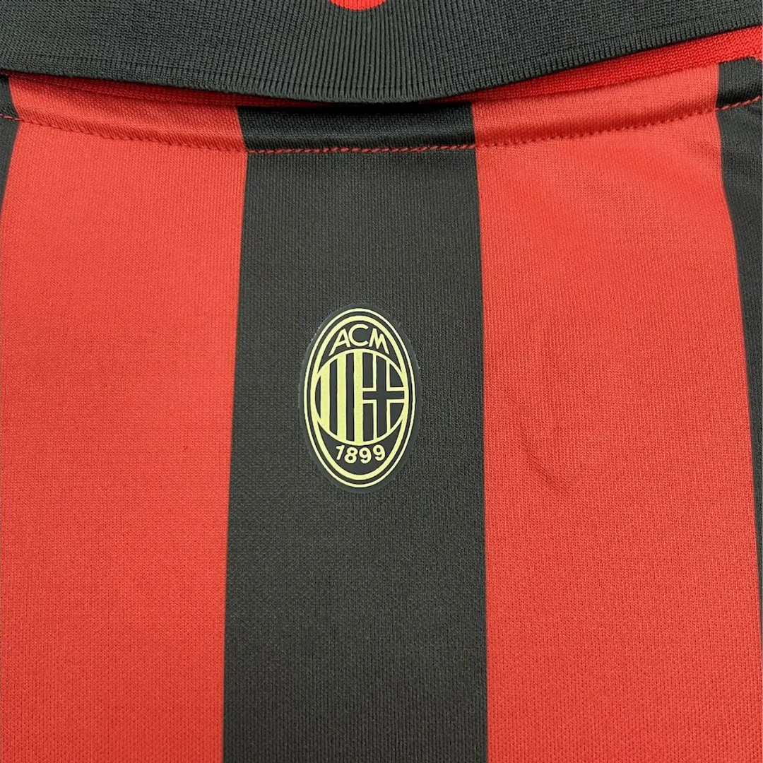BAJO ENCARGO AC MILAN 125TH RED EDICION ESPECIAL VERSIÓN FAN