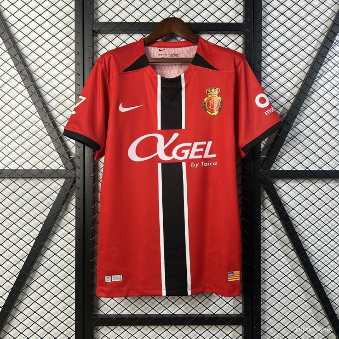 BAJO ENCARGO RCD MALLORCA LOCAL 2025 VERSION FAN