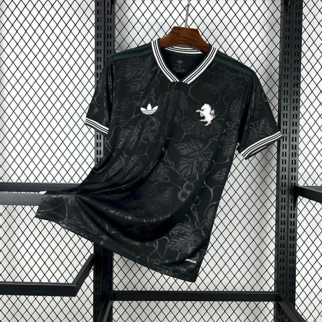 BAJO ENCARGO JUVENTUS TERCERA 2025 VERSION FAN