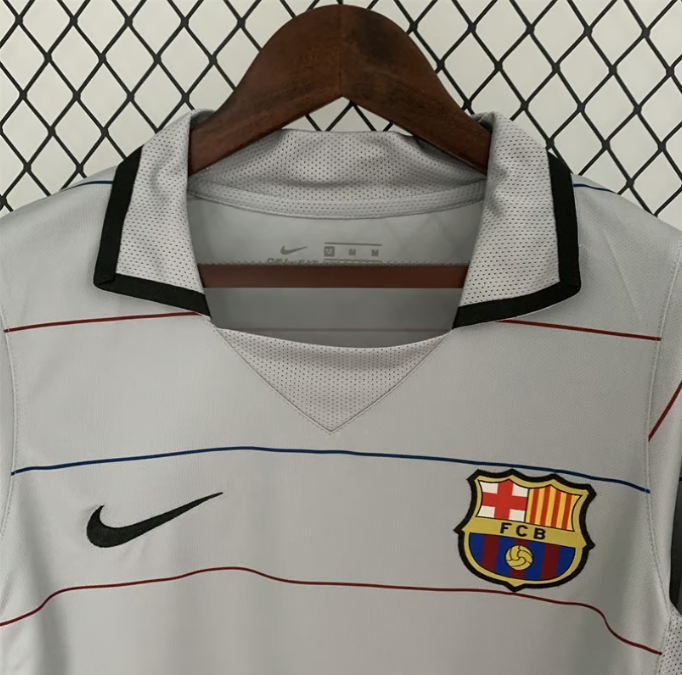 BAJO ENCARGO FC BARCELONA VISITANTE 2004 VERSION FAN