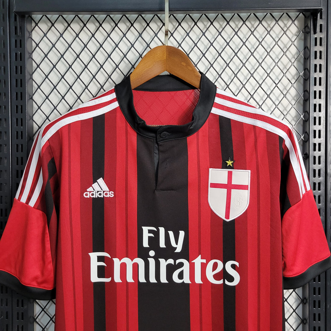 BAJO ENCARGO AC MILAN LOCAL RETRO  2014/15 VERSION FAN