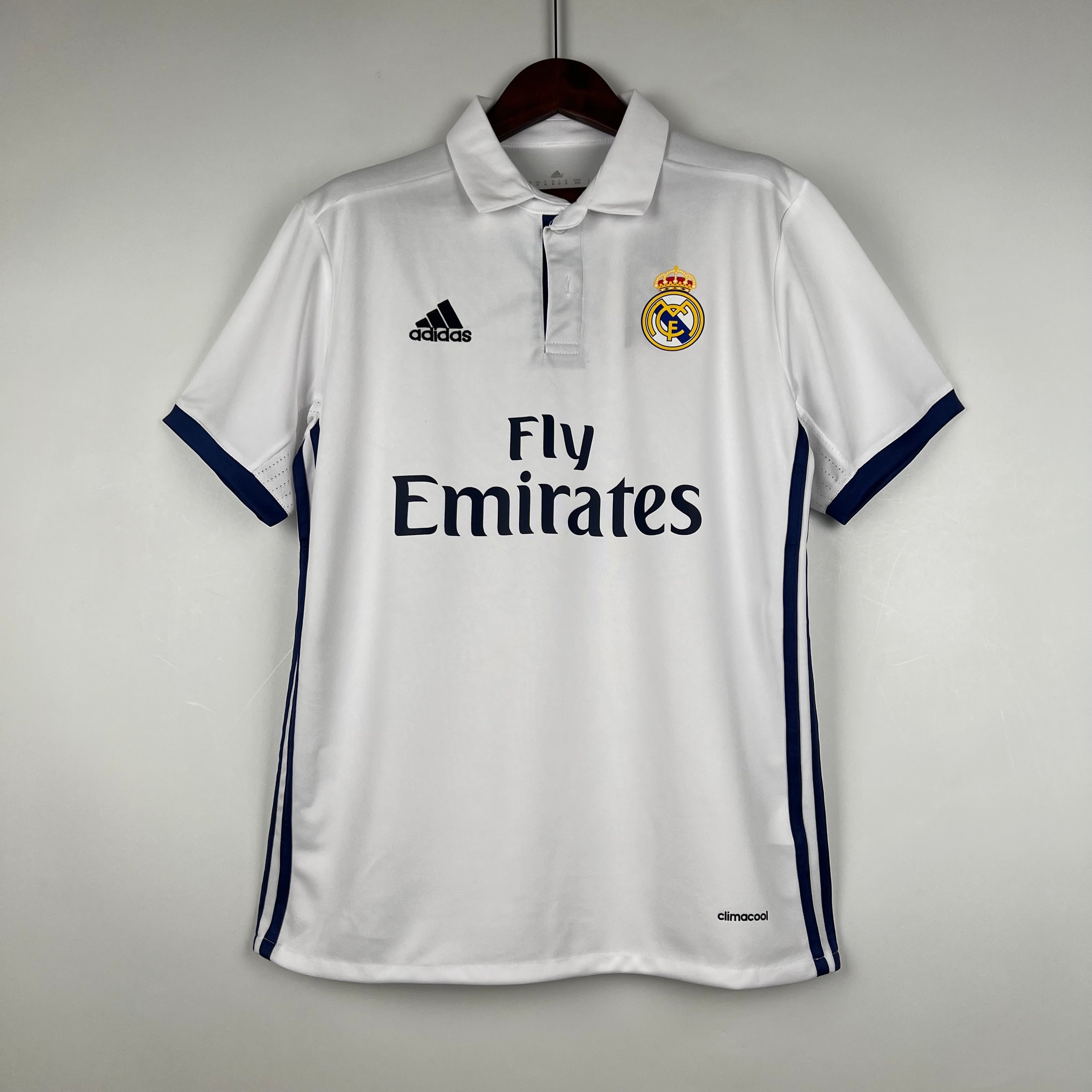 ENTREGA INMEDIATA REAL MADRID LOCAL 2016/17 VERSIÓN FAN